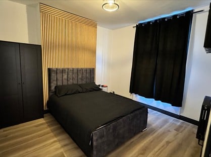 4 bed room for rent in Room in a Shared House, Albert St, PE30