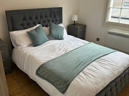 3 Bed Maisonette, Mile End Road, E3
