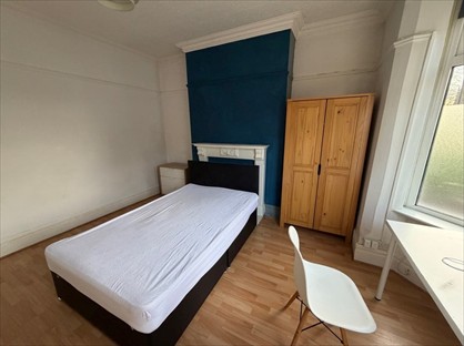 Room in a Shared House, Avondale Road, WV6