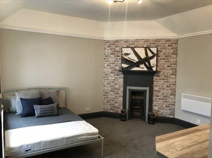 Room in a Shared House, Park Crescent, WV1
