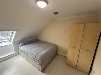 Room in a Shared House, Heston Road, TW5