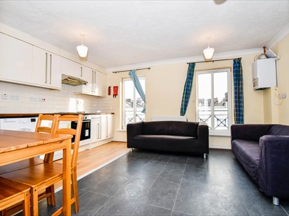 5 Bed Terraced House, Cahir St, E14