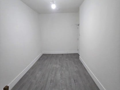 Room in a Shared House, Upper Road, E13