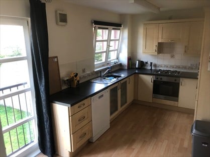 5 Bed Semi-Detached House, Larch St, DD1