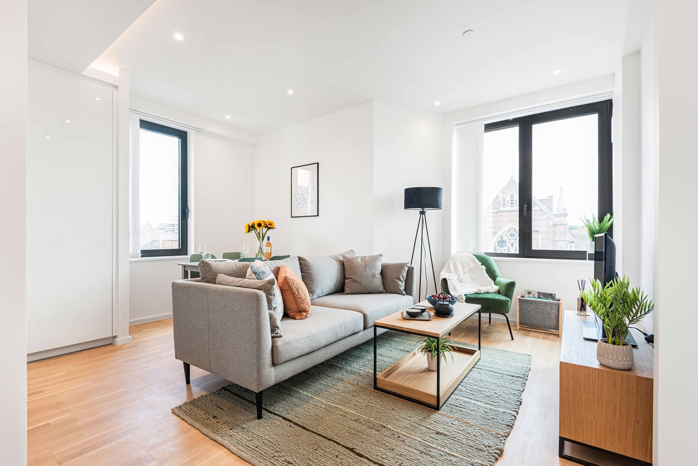2 Bed Flat, Gravity Royal Heights, RG1