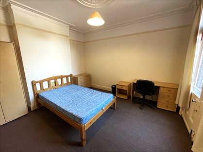 Room in a Shared House, Dereham Road, NR2
