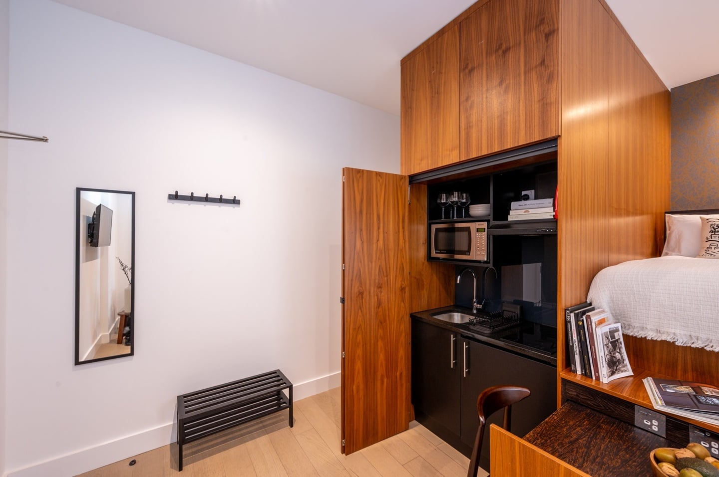 Studio Flat, Dennington Park Road, NW6 photo 3