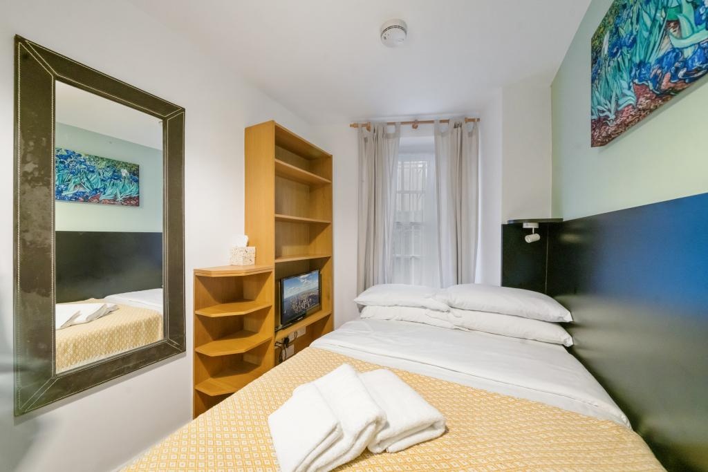 Additional image 4 of Studio Flat, Cartwright Gardens, WC1H, N1 7GU