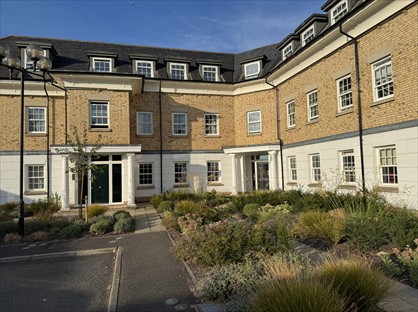 2 Bed Flat, The Gallops, CB8
