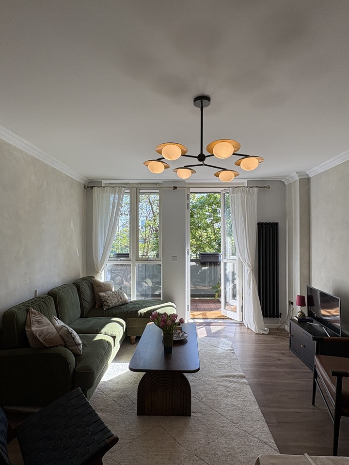 London - 2 Bed Flat, Maypole Court, E3 - To Rent Now for £2,400.00 p/m