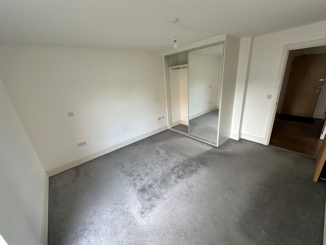Newport - 2 Bed Flat, Selskar Court, NP20 - To Rent Now for £980.00 p/m