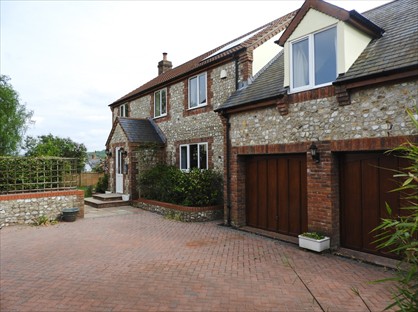 5 Bed Detached House, Churchills Rise, EX15