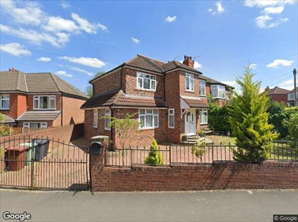 5 Bed Semi-Detached House, Chelwood Drive, LS8
