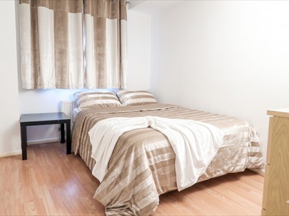 Room in a Shared Flat, Follett St, E14