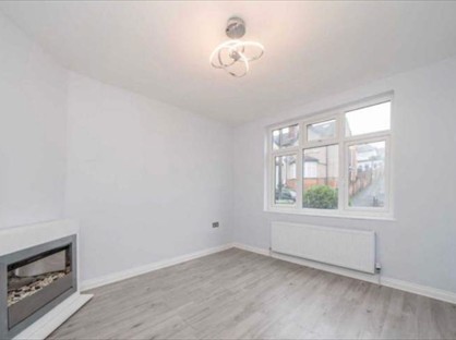 3 Bed Semi-Detached House, West Valley Road, HP3