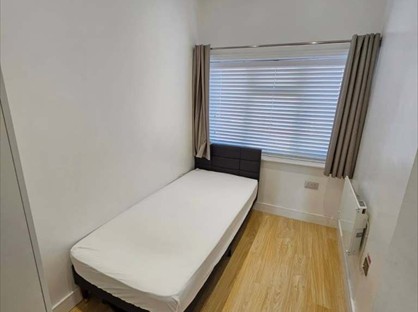 Room in a Shared House, Lonsdale Avenue, HA9