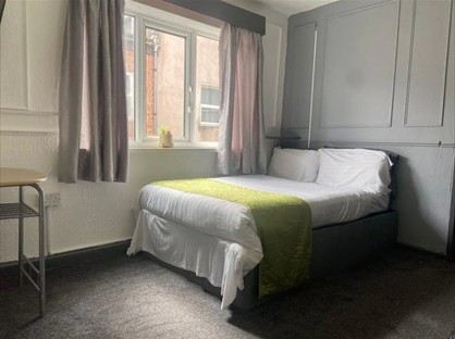 Studio Flat, Promenade, FY1