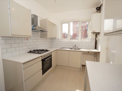 3 Bed End Terrace, Crondall St, M14