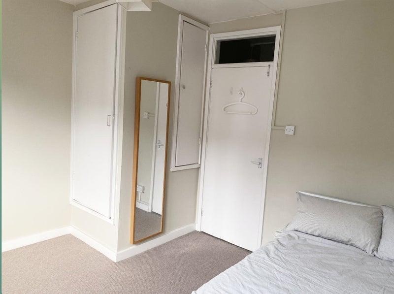 Additional image 2 of Room in a Shared Flat, Redman House, SE1, N1 7GU