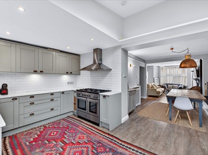 2 Bed Flat, Westbourne Road, N7