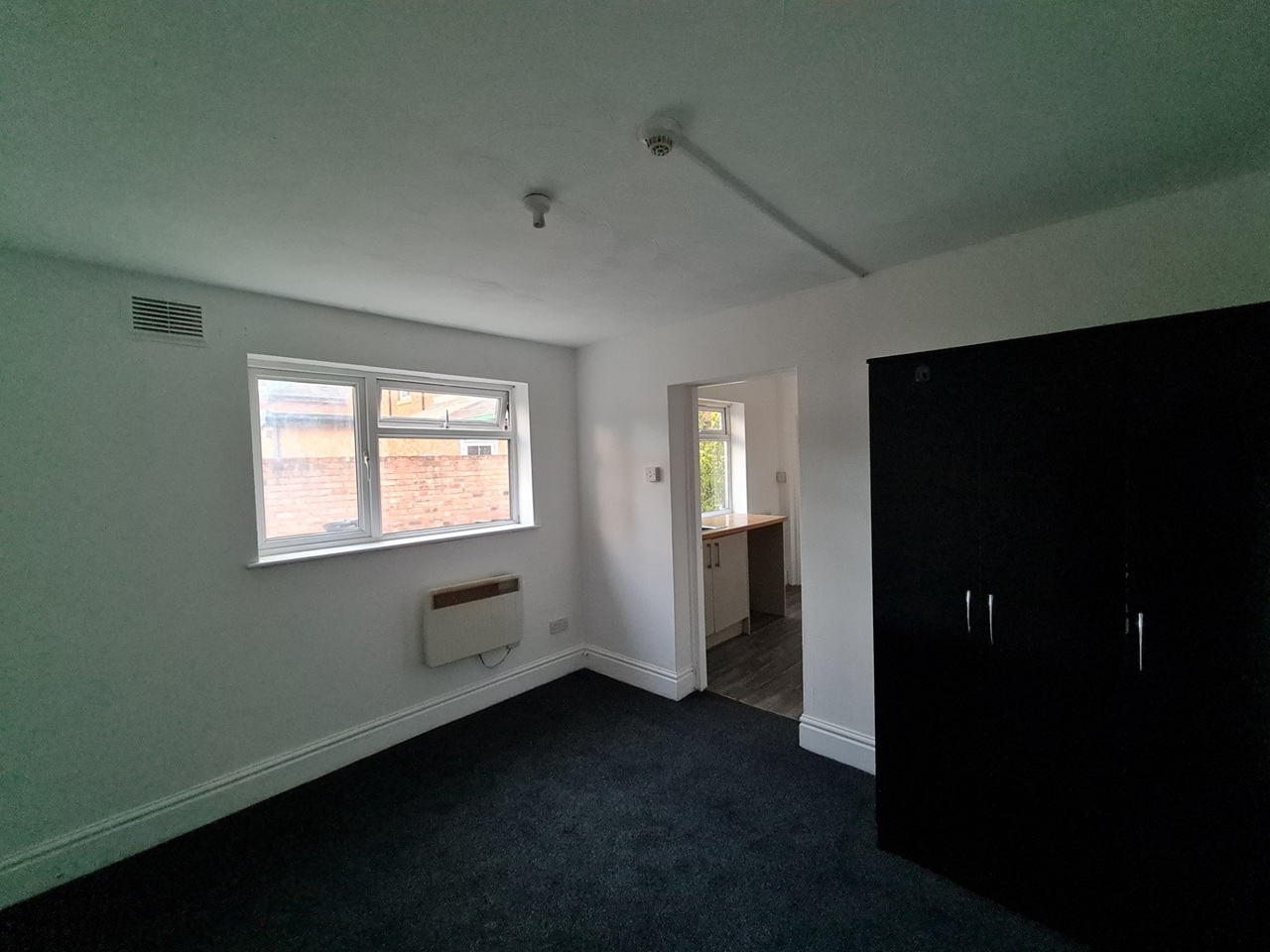 1 Bed Flat, Handsworth, B19 photo 4
