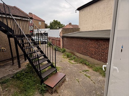1 Bed Flat, Hertford Road, EN3