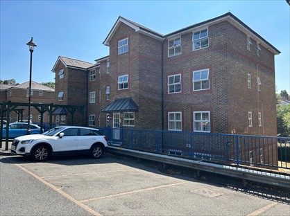 2 Bed Flat, River Bank Close, ME15