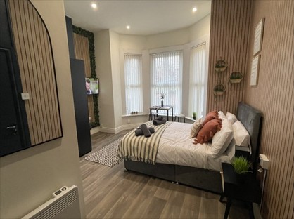 Studio Flat, Duncan St, M7