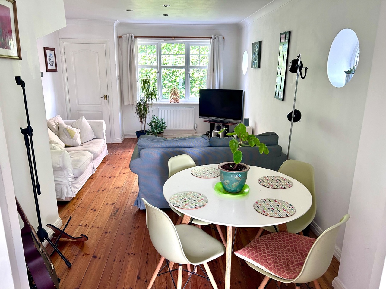 2 Bed End Terrace, St Annes Close, BS5