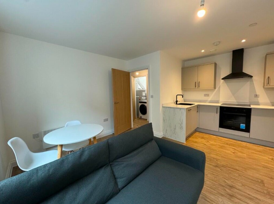 1 Bed Flat, North Church St, S1