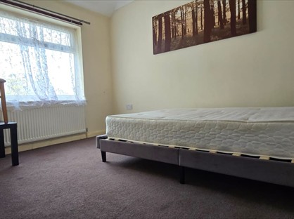 3 Bed Terraced House, Ellerton Road, RM9