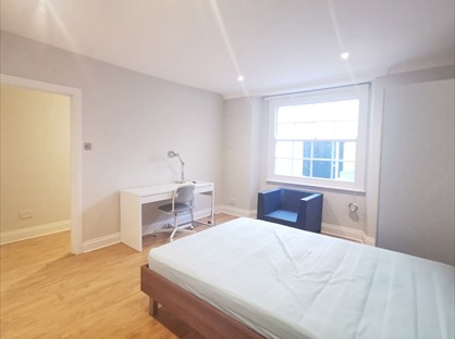 2 Bed Flat, Gloucester Place, NW1