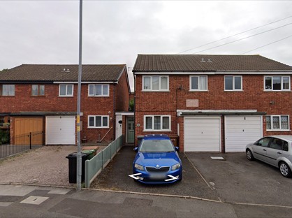 3 Bed Semi-Detached House, Brook Lane, WS9