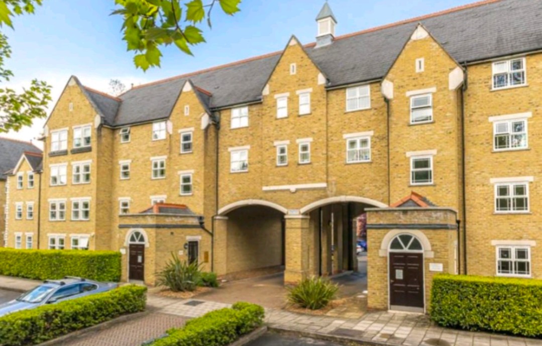 London - 2 Bed Flat, John Archer Way, SW18 - To Rent Now for £2,200.00 p/m