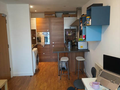 1 Bed Flat, Quebec Building, M3