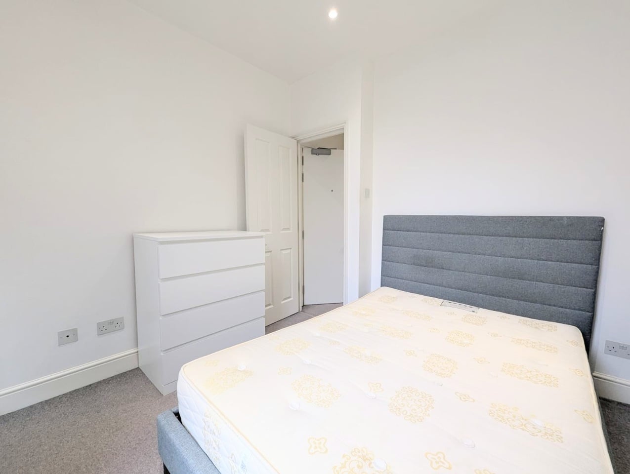 Additional image 10 of 1 Bed Flat, North Gower St, NW1, N1 7GU