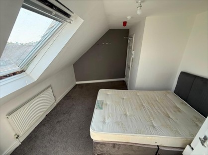 Room in a Shared House, Park Road, HU5