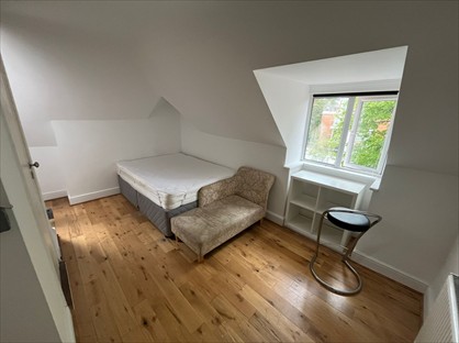 Room in a Shared House, St Johns Road, BH5