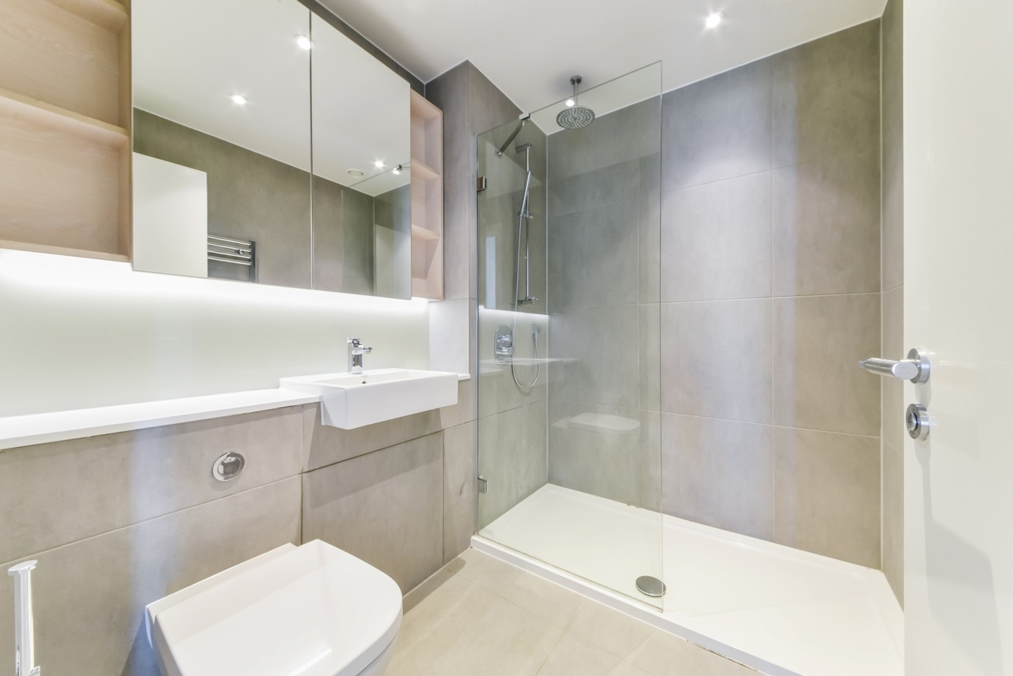 Additional image 7 of 2 Bed Flat, St Gabriel Walk, SE1, N1 7GU
