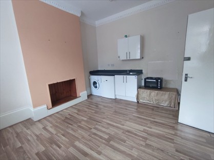 Studio Flat, Cedar Road, N17