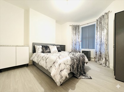 Room in a Shared House, Halley Road, E12
