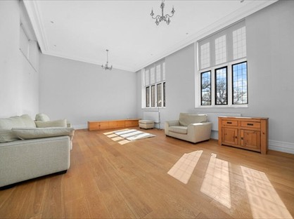 2 Bed Flat, Courtyard House, NW7