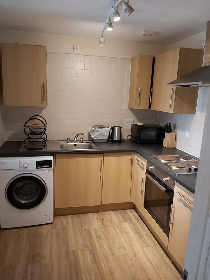 2 Bed Flat, Bethlehem Way, EH7 photo 3