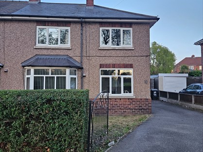 3 Bed Semi-Detached House, Middle Lane South, S65