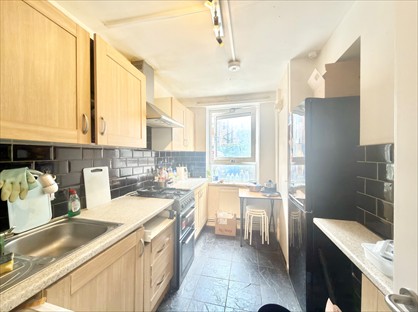 3 Bed Flat, Babington Court, WC1N