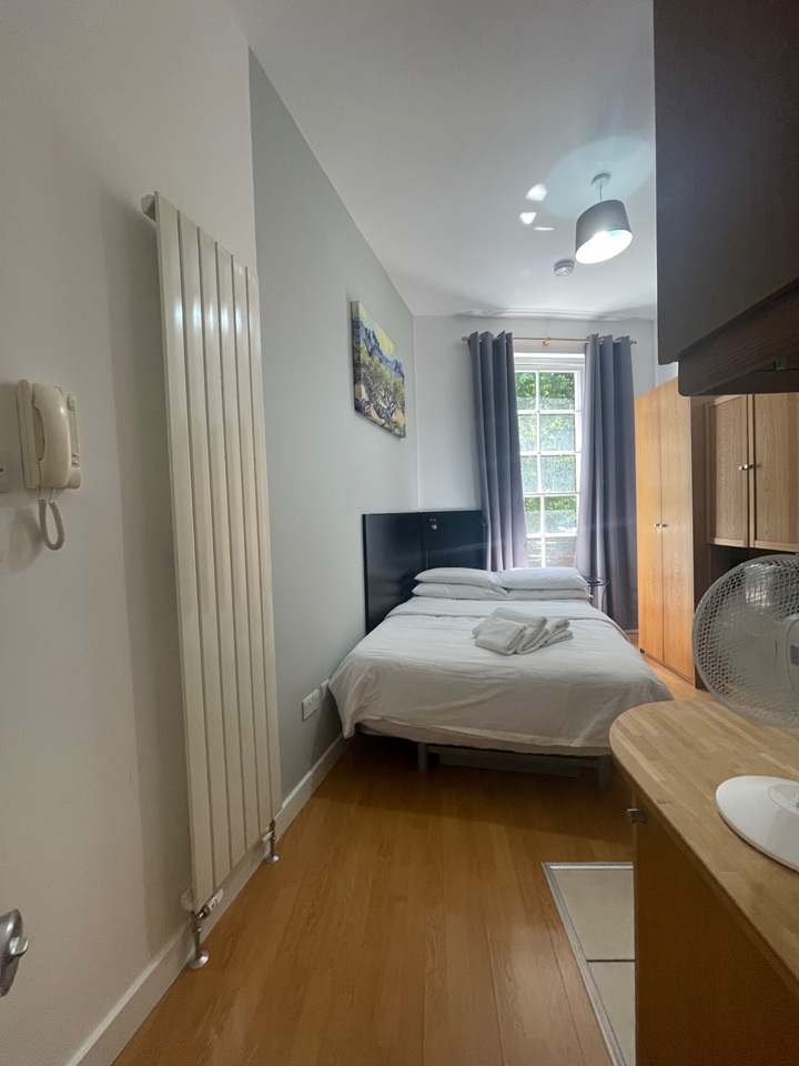 Studio Flat, Cartwright Gardens, WC1H, N1 7GU photo 4