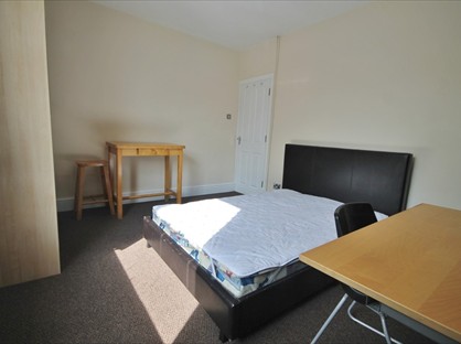 Room in a Shared House, Conway St, LS8