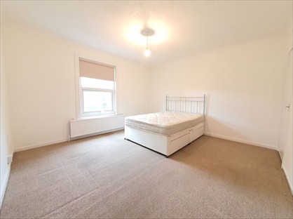 2 Bed Flat, Oval Road, CR0