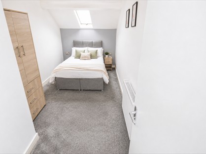 Room in a Shared House, Dodworth Road, S70