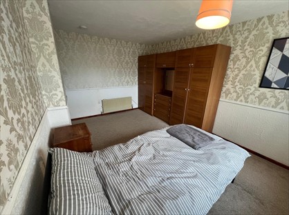 Room in a Shared House, Lewis Close, WV12